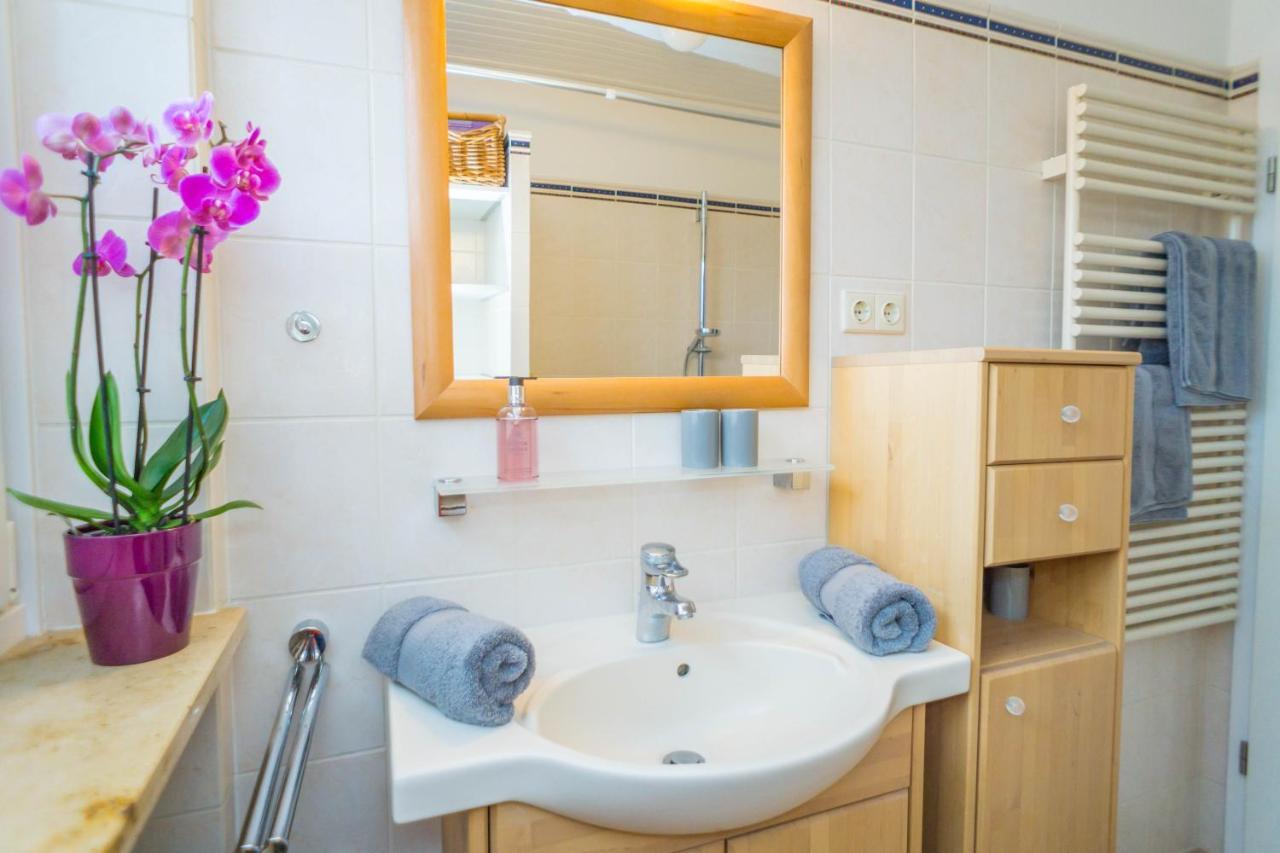 Perfekte Wohnung In Perfekter Lage Mit Balkon! Вестерланд Екстериор снимка