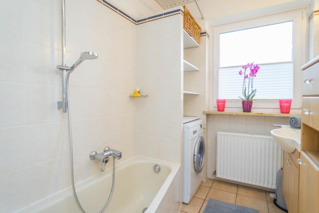 Perfekte Wohnung In Perfekter Lage Mit Balkon! Вестерланд Екстериор снимка